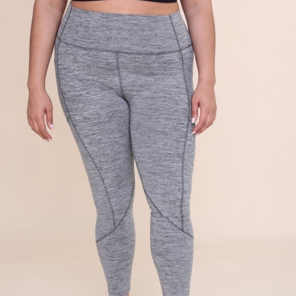 Mono B Curvy High-Waist Leggings